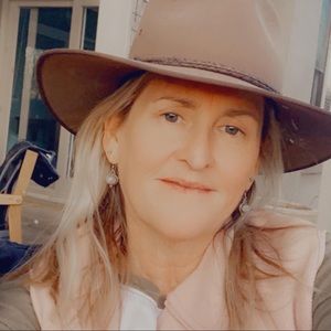 Meet your Posher, Annie